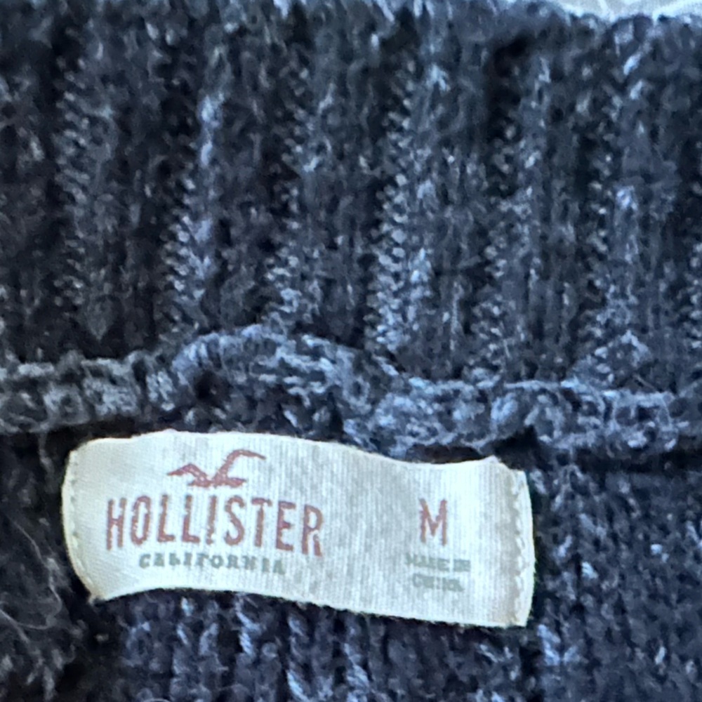 Hollister Cropped T-shirt
